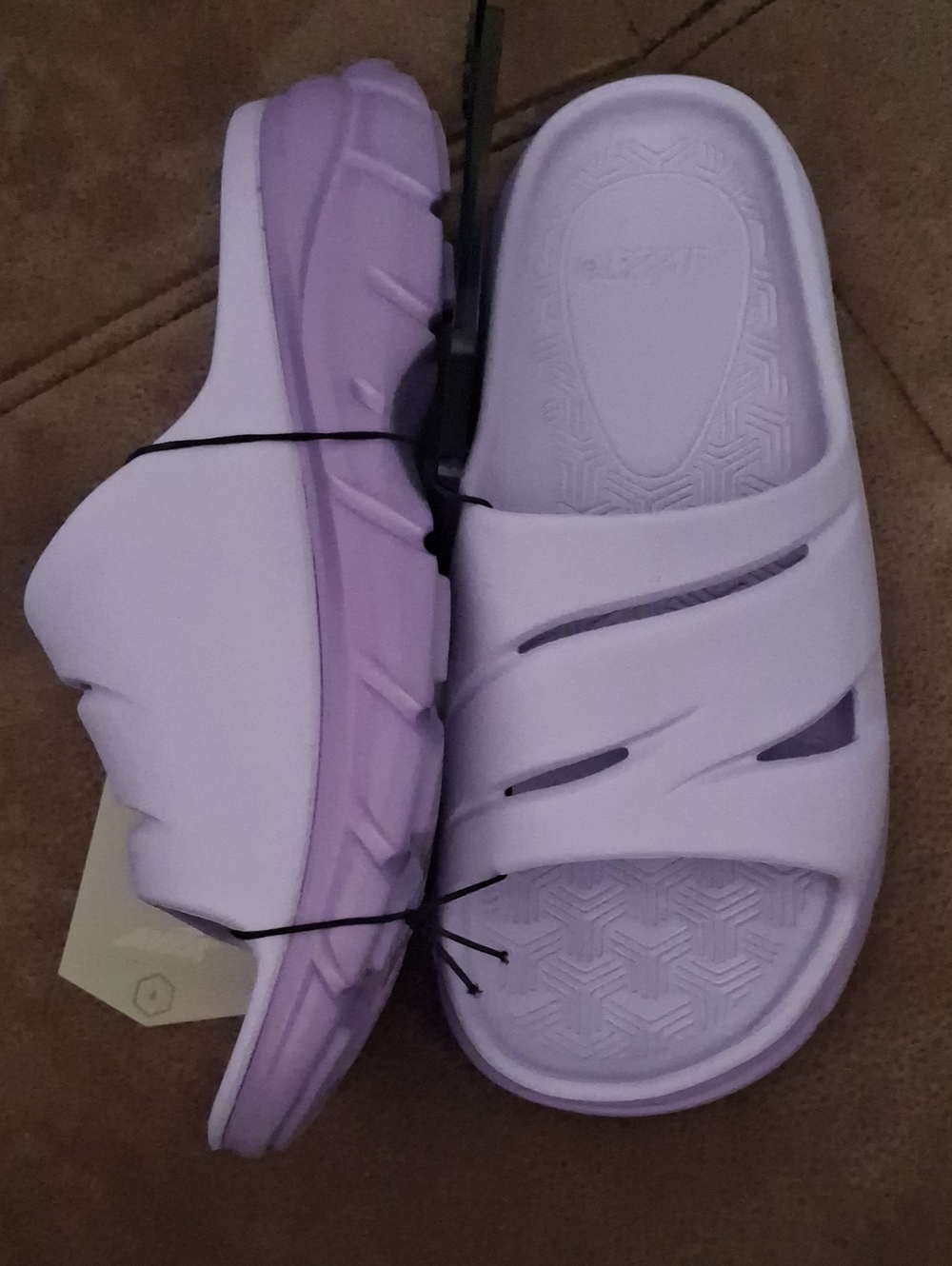 Avia Women's Two-tone Lavender/Lilac Slip-On Comfort Sandals Size 6